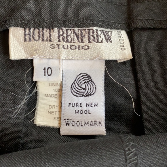 Pleated skirt. - Picture 5 of 7